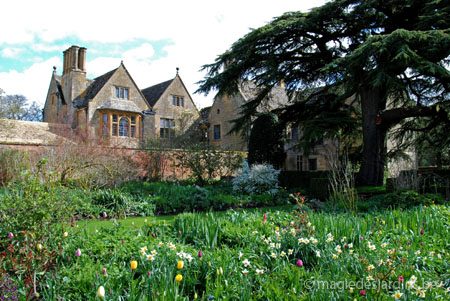 Cotswolds: Hidcote Manor Garden